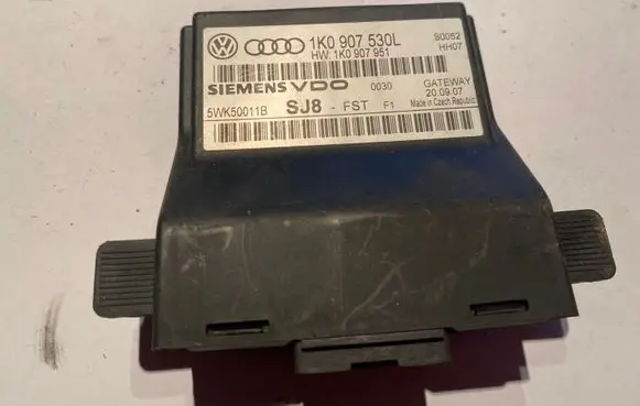 Audi A3 S3 8P Gateway control module 5WK50011B 1K0907530L 1K0907951