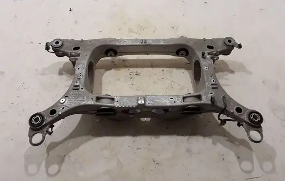 Volvo C40 Rear axle beam 32333366