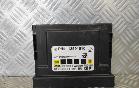 Opel Astra J Comfort/convenience module 13591610 871610B25068018E