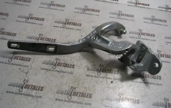 Mercedes-Benz E W211 Tailgate/trunk/boot hinge