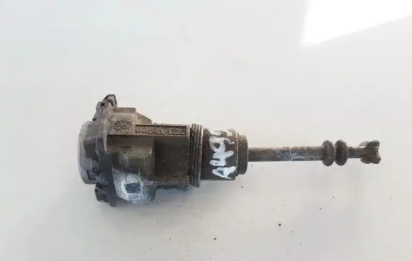 Toyota Avensis T250 Front door lock (next to the handle) N0504336