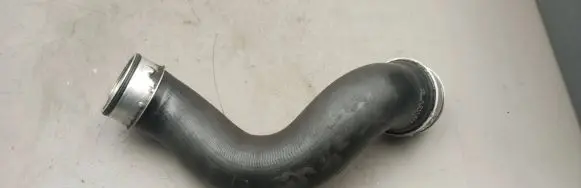 Mercedes-Benz E W211 Intercooler hose/pipe A2115280782