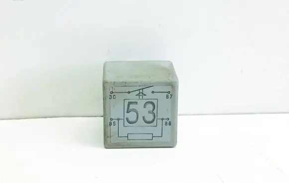 Volkswagen PASSAT B5 Other relay 141951253B 20240072
