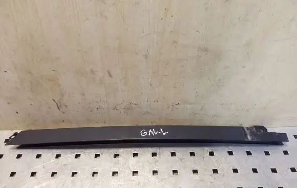 Mercedes-Benz ML W164 Rear door windshield rail A1647300119