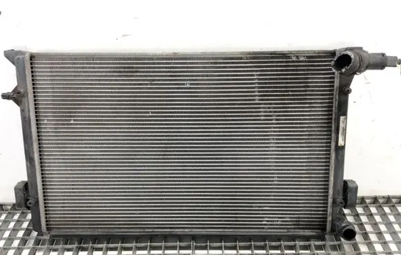 Coolant radiator
