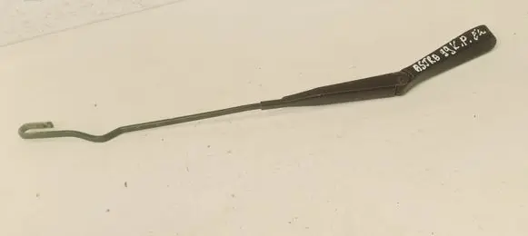 Opel Astra G Front wiper blade arm 90559600LH