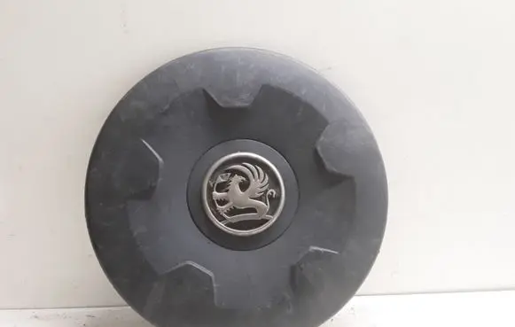 Opel Movano A Original wheel cap 8200035463