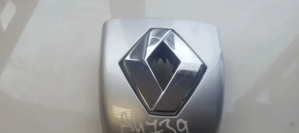 Renault Clio II Manufacturer badge logo/emblem 8200657281 N0503033