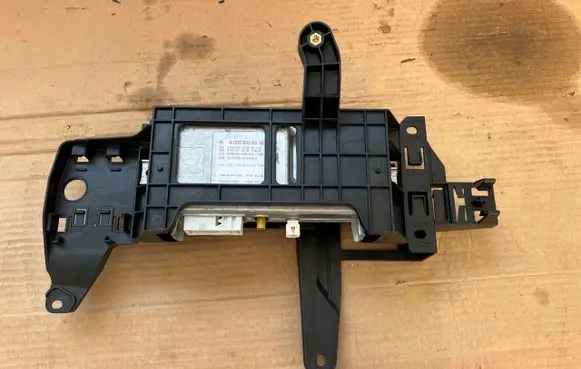 Mercedes-Benz C W205 Gateway control module 