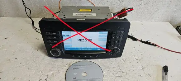 Mercedes-Benz ML W164 Navigation maps CD/DVD A1698278759 I2012174 A1648202279