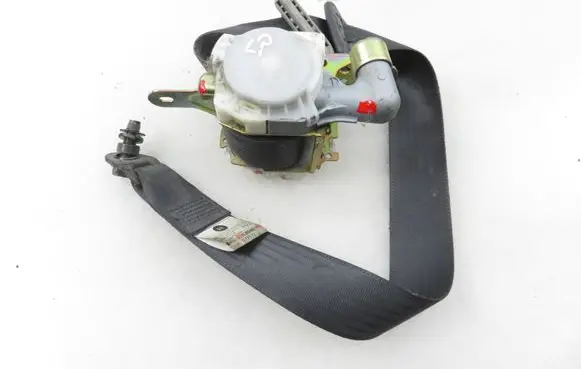 Toyota RAV 4 (XA20) Front seatbelt 7L8040P