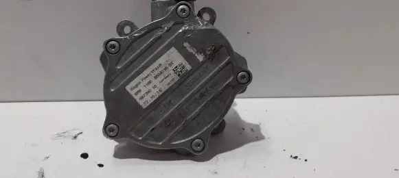 BMW 7 G11 G12 Vacuum pump 8634216