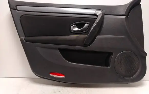 Renault Laguna III Front door card panel trim FM67967J 4320019 809010416R