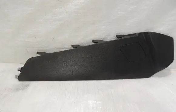 Ford Focus Center console F1EBA046B25AAW