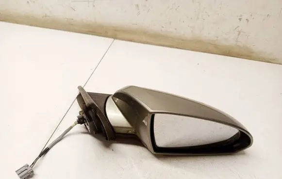 Nissan Primera Front door electric wing mirror 96301BA420