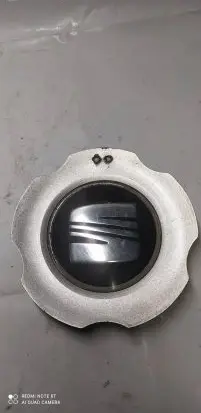 Seat Toledo II (1M) Original wheel cap 1M0601149B 063824