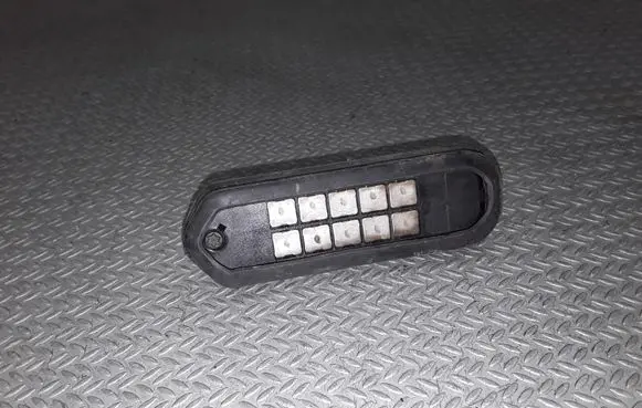 Peugeot 807 Sliding door contact joint 1400095580