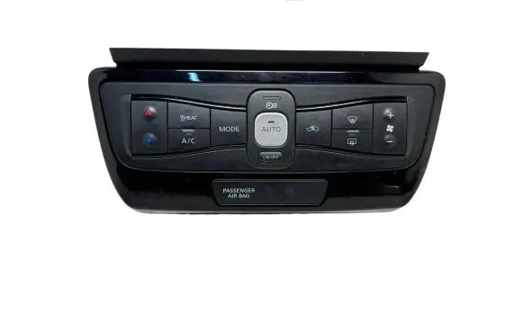 Nissan Leaf II (ZE1) Climate control unit 275005SE0C E282710A 2680420