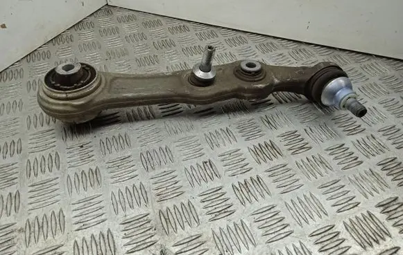 Mercedes-Benz C W205 Front lower control arm/wishbone 20513LI