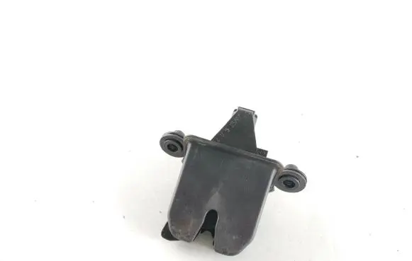 Skoda Octavia Mk2 (1Z) Tailgate/trunk/boot lock/catch/latch 1Z5827501D BN3CZ