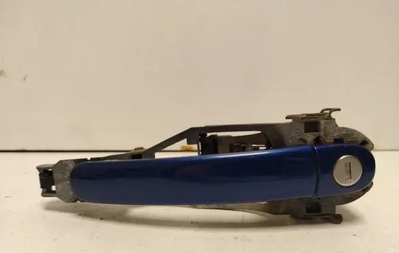 Volkswagen PASSAT B5.5 Front door exterior handle 3B0837885