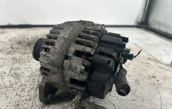 Volkswagen Crafter Generator/alternator 