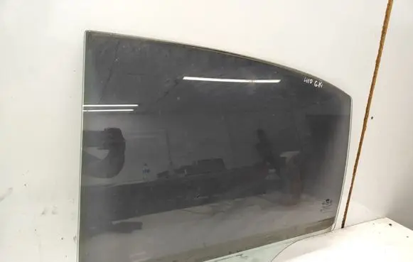 Hyundai Sonata Rear door window glass 43R000383