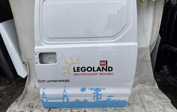 Hyundai H-1, Starex, Satellite Rear door