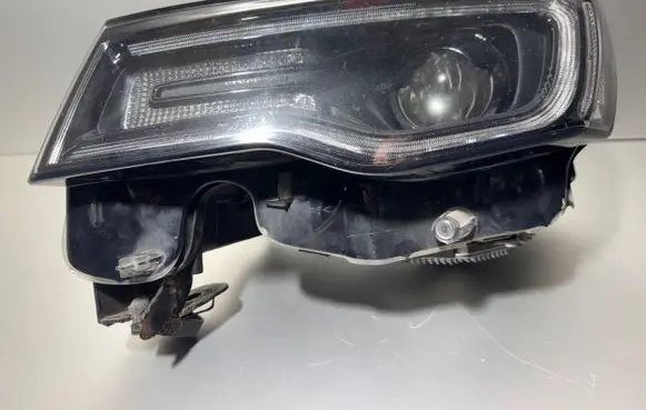 Jeep Cherokee Headlight/headlamp