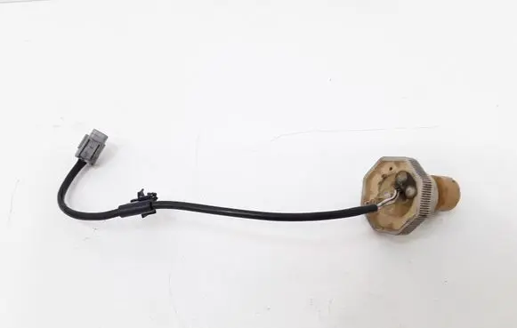 Toyota Avensis T250 Other engine bay part