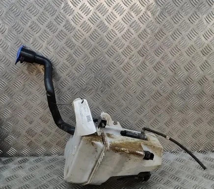 Volvo XC70 Windshield washer fluid reservoir/tank 30784233 30784234