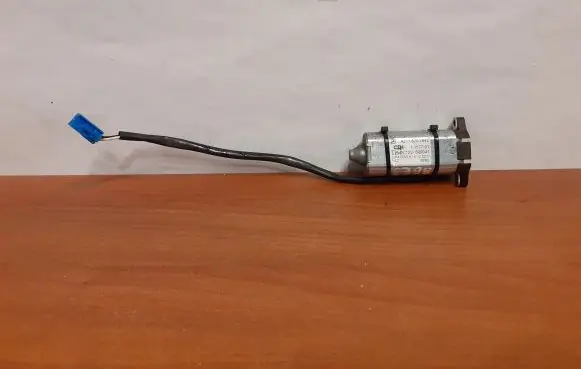 Mercedes-Benz E W211 Seat adjustment motor A2118202642 8398