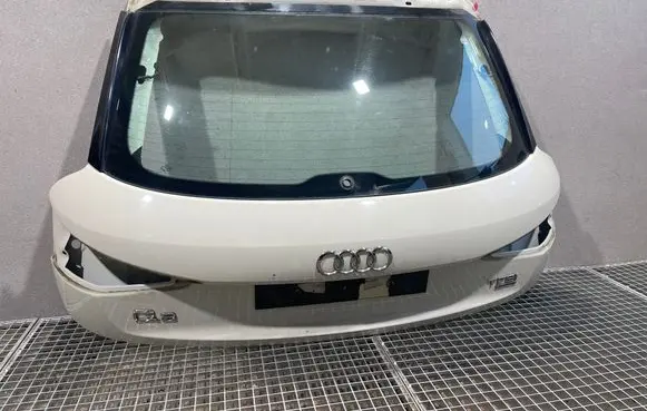 Tailgate/trunk/boot lid