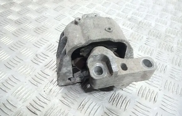 Skoda Octavia Mk1 (1U) Engine mount bracket 1J0199262