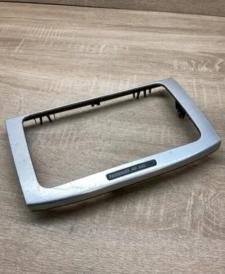 Volkswagen PASSAT B6 Radio/GPS head unit trim 3C0858069P 3C0919234A
