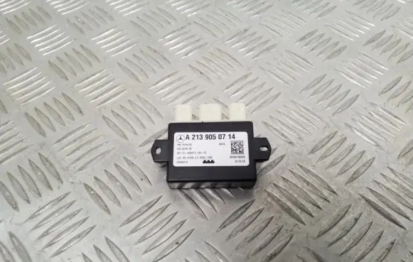 Mercedes-Benz E W213 Tailgate/trunk control unit/module A2139050714
