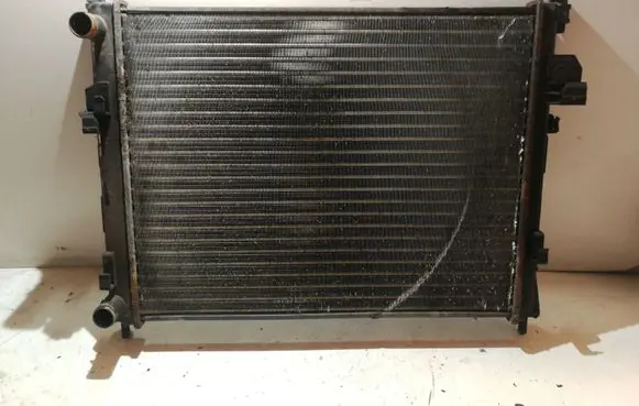 Opel Vivaro Coolant radiator