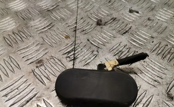 Windshield washer spray nozzle