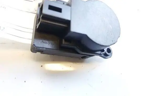 Citroen C4 II Picasso Air flap motor/actuator A21201300 EVD596