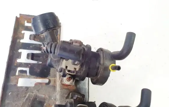 Opel Astra G Turbo solenoid valve 4522371