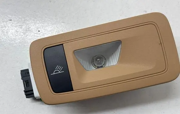 Porsche Macan (95B) Rear seat light 95B947292 01168604