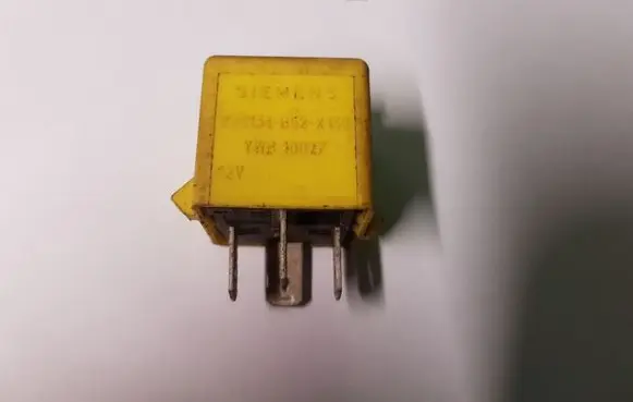 Land Rover Discovery Other relay YWB10027