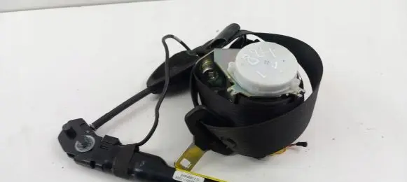 Opel Meriva B Front seatbelt