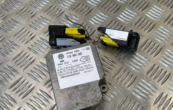 Seat Alhambra (Mk1) Airbag control unit/module 1C0909605 6Q0909606