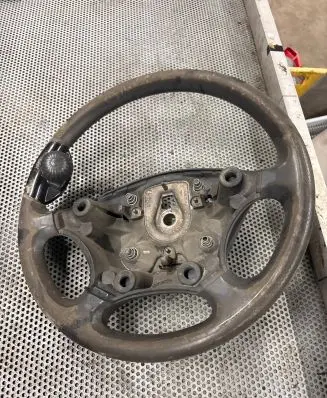 Iveco Daily 35.8 - 9 Steering wheel 504149333 340027243