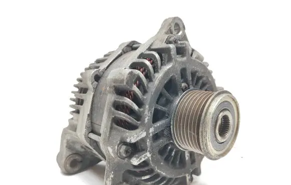 Nissan Navara D23 Generator/alternator 231004KJ0B A3TX2481ZE