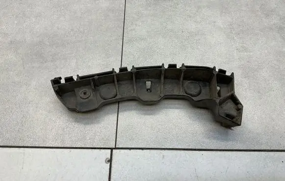 Volkswagen Sharan Front bumper mounting bracket 7N0807183A