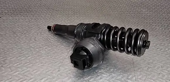 Audi A2 Fuel injector 045130073T