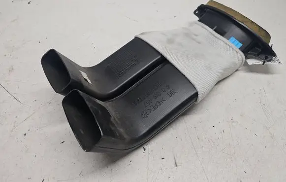 Audi Q7 4L Air intake hose/pipe 4L0819657