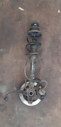 Dacia Sandero II Front wheel hub spindle knuckle 